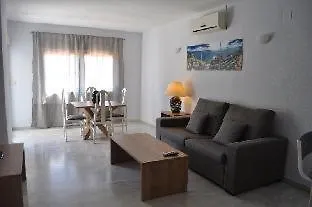 Ξενοδοχείο με διαμερίσματα First Flatotel International Benalmádena